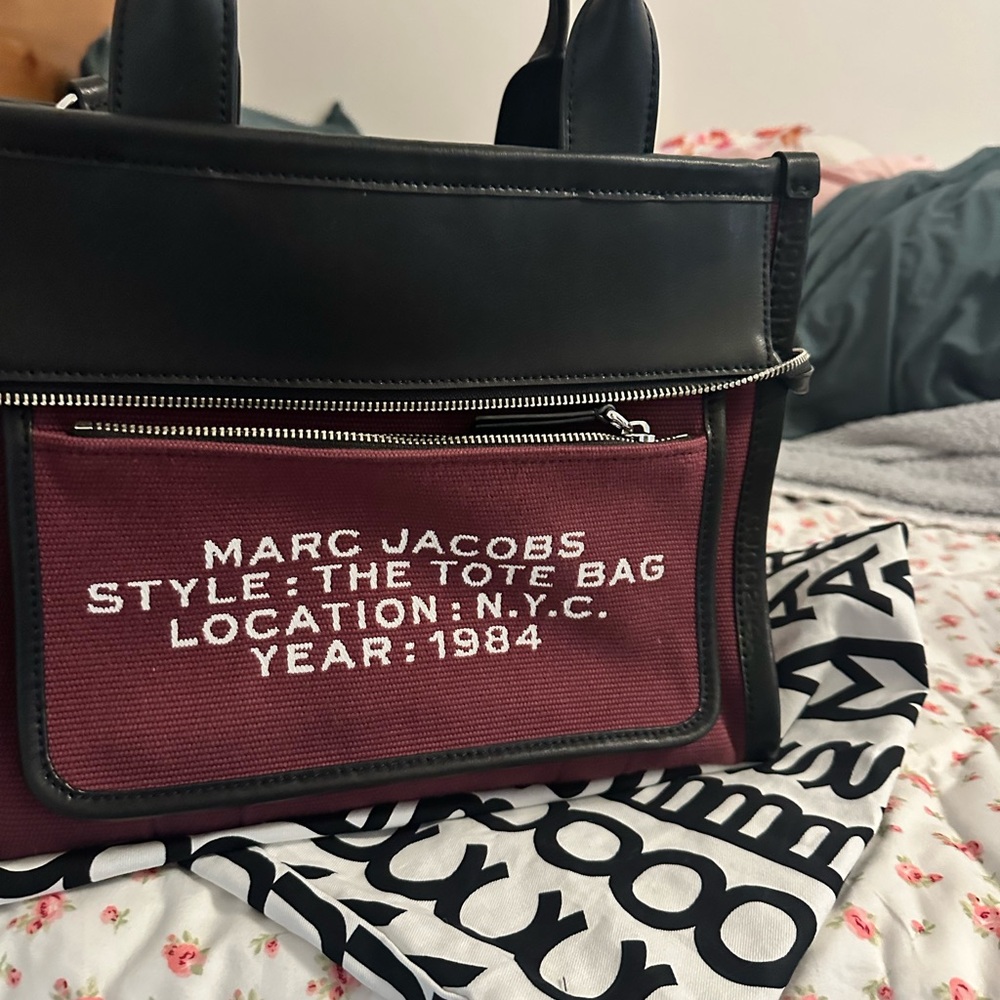 Marc Jacobs inside out medium tote bag MINT CONDITION SPECIAL EDITON